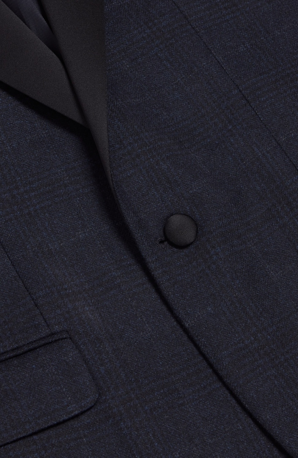 ARRANMORE: 3 PIECE TUXEDO